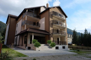 Poiana Ski Residence Apartment 5